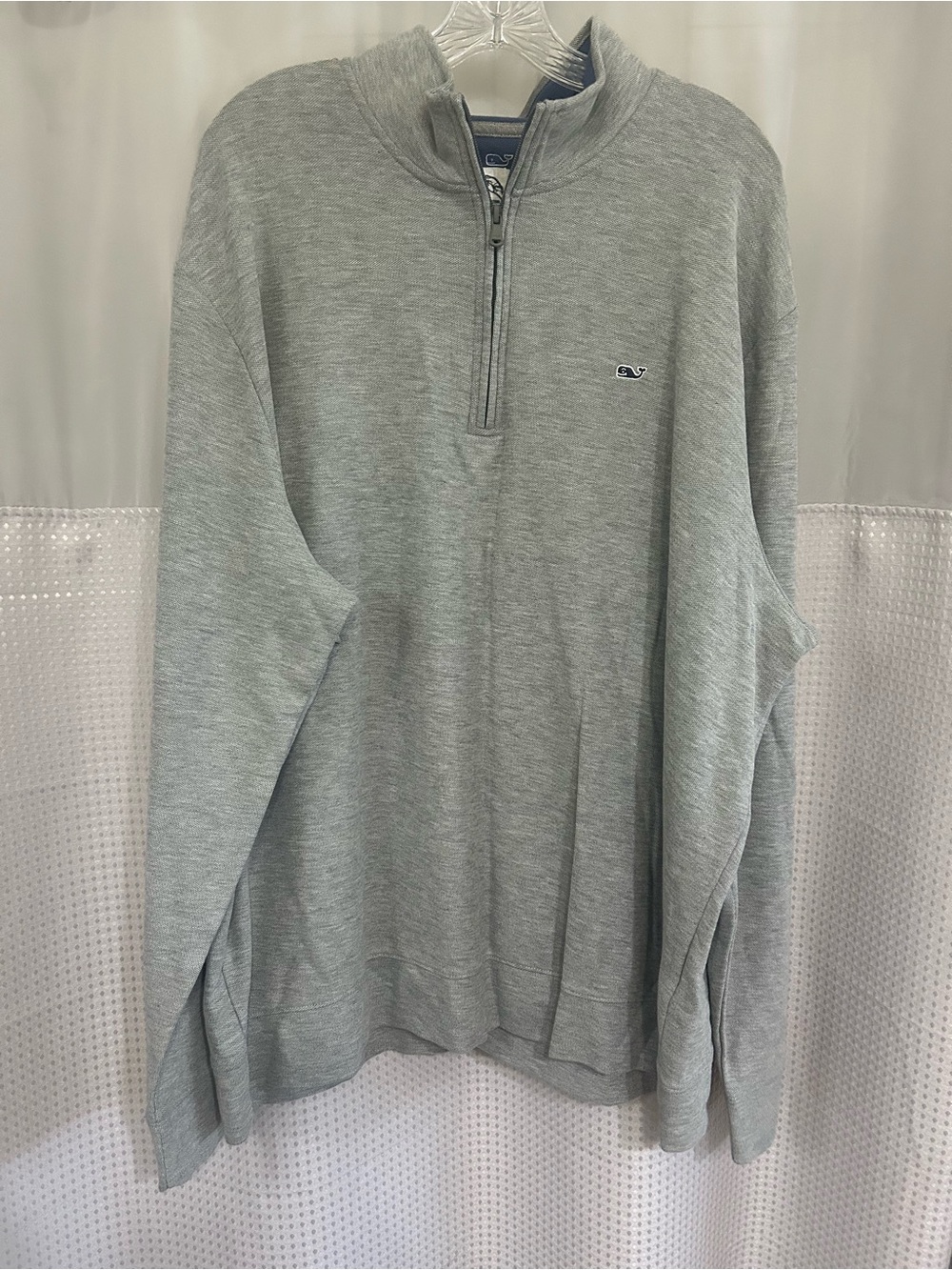 Vineyard Vines Men's Heather Gray Quarter-Zip Sweater NWT Fallen Oak on back 2XL